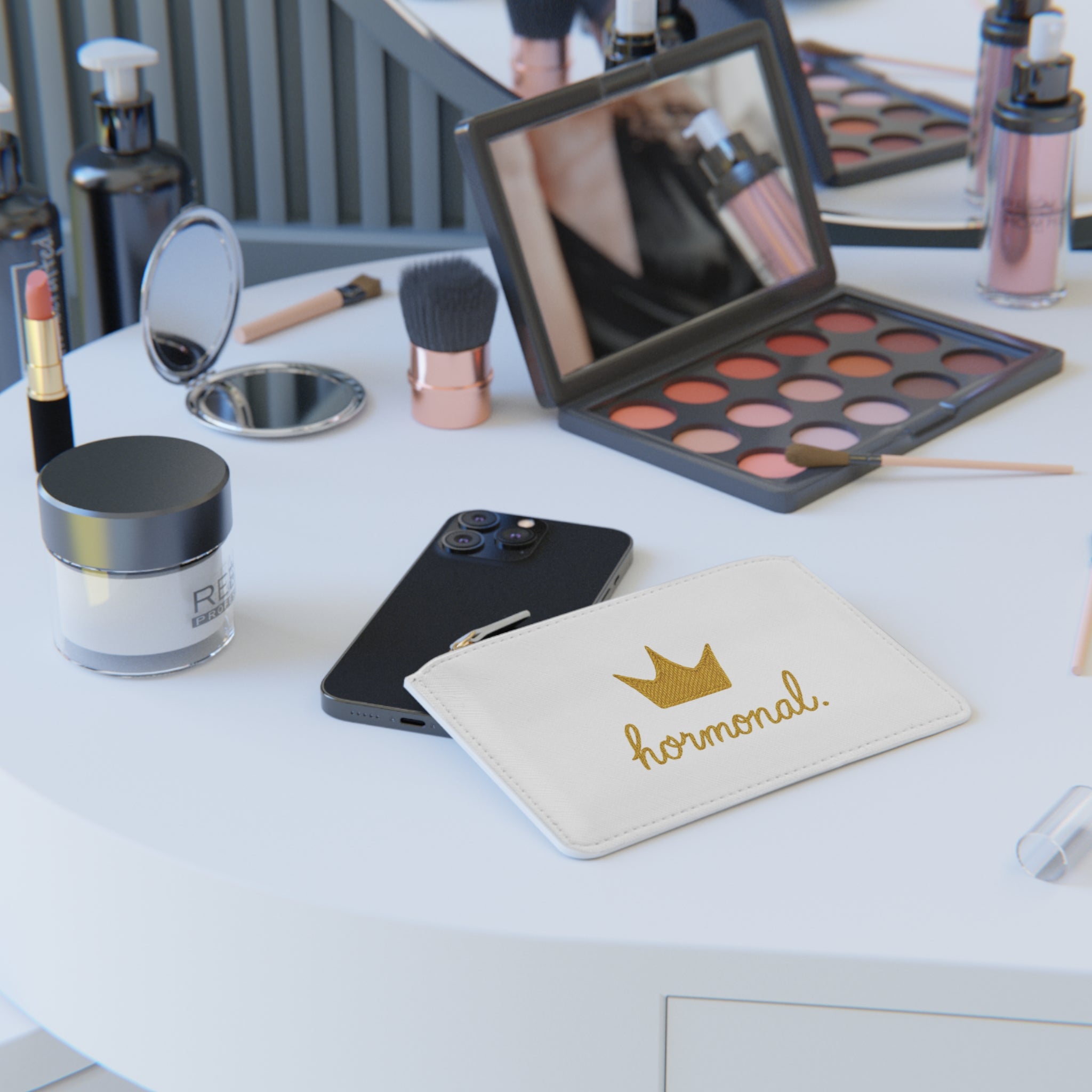 Embroidery Printed Hormonal Mini Clutch Bag